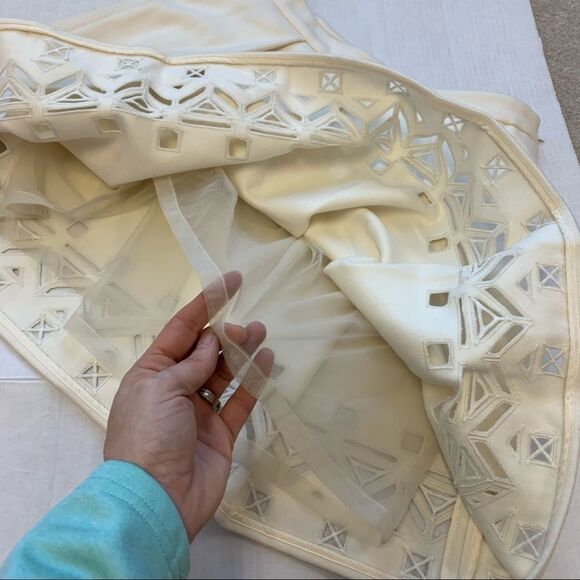 Catherine Malandrino cream Bryony Lasercut Skirt - Picture 5 of 9